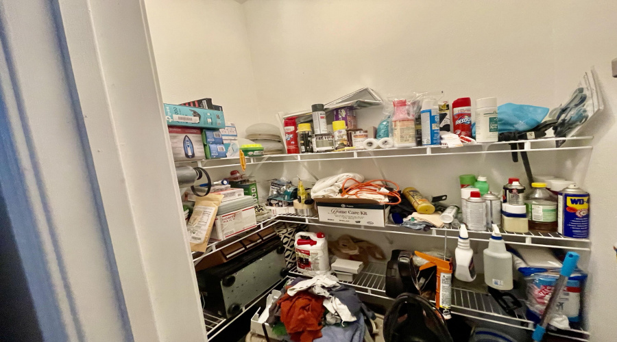 Laundry /pantry