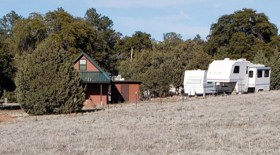 Cabin & 2 RVs