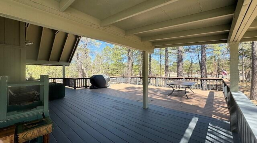 ext large covered deck