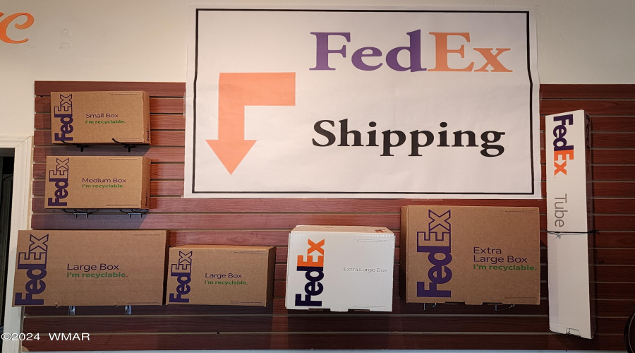 FedEx Distribution Store