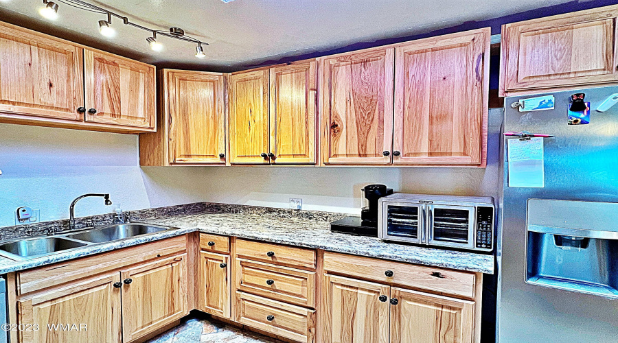 Hickory cabinets; counter space