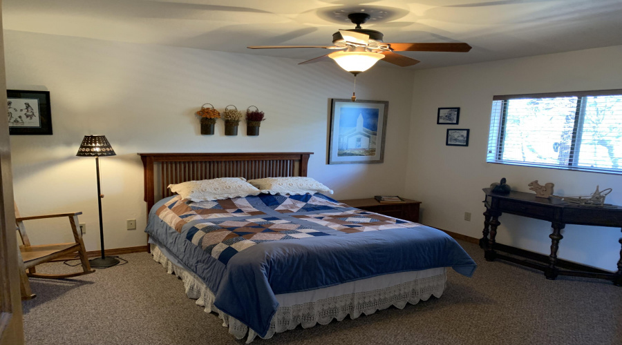 Large Guest Room