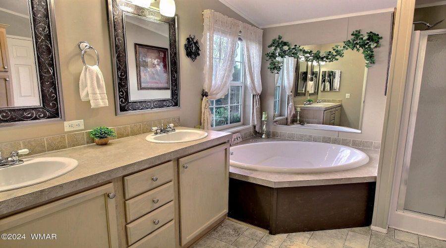 Ensuite Bathroom