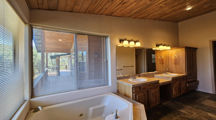 MASTER BATH WITH VIEWS