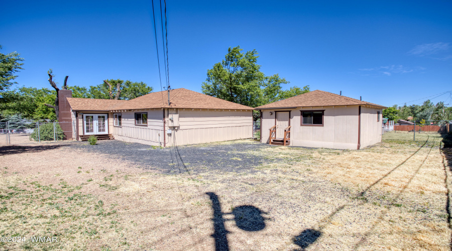 House with Guest House