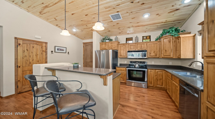 Breakfast Bar With Chairs