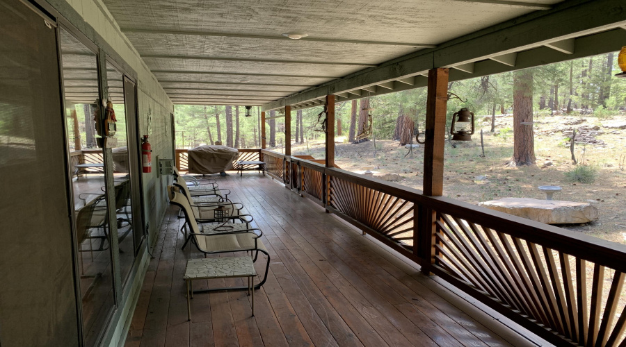 Spacious Deck