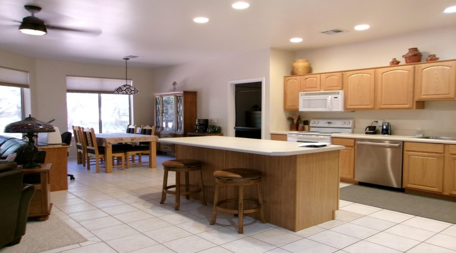 kitchen to the dining area