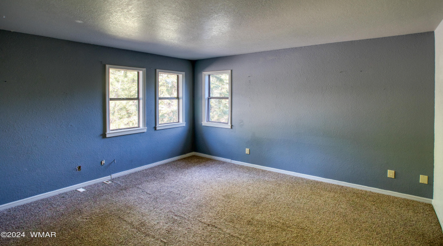 Upstairs Bedroom 2