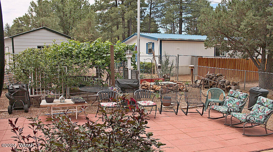 024_Backyard Patio