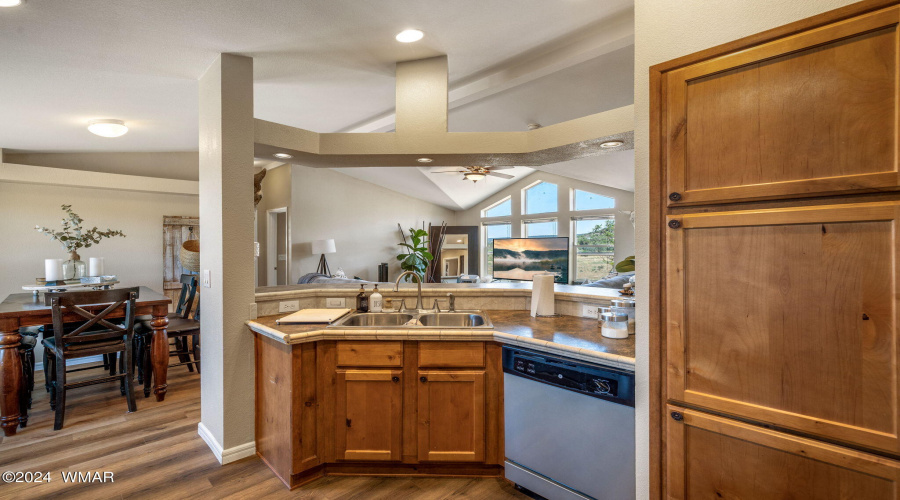 Guest Home - Kitchen