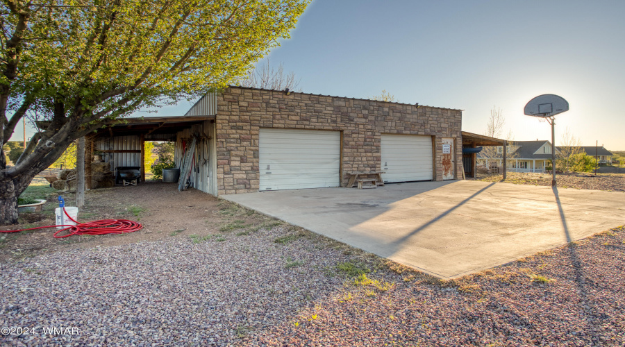 2-Car Detached Garage/Shop/Barn