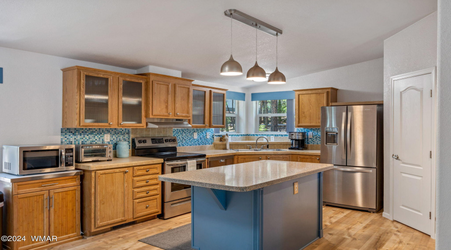 Kitchen with Island