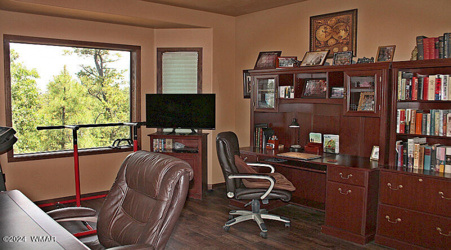 Office/Bedroom 3