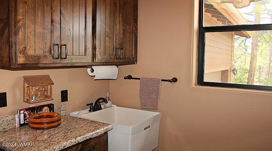 Laundry Room with Sink and Counter