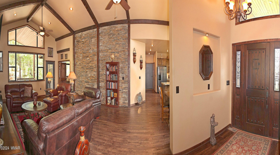 Entry/Great Room pano