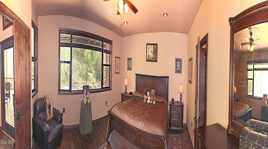 Master Bedroom pano