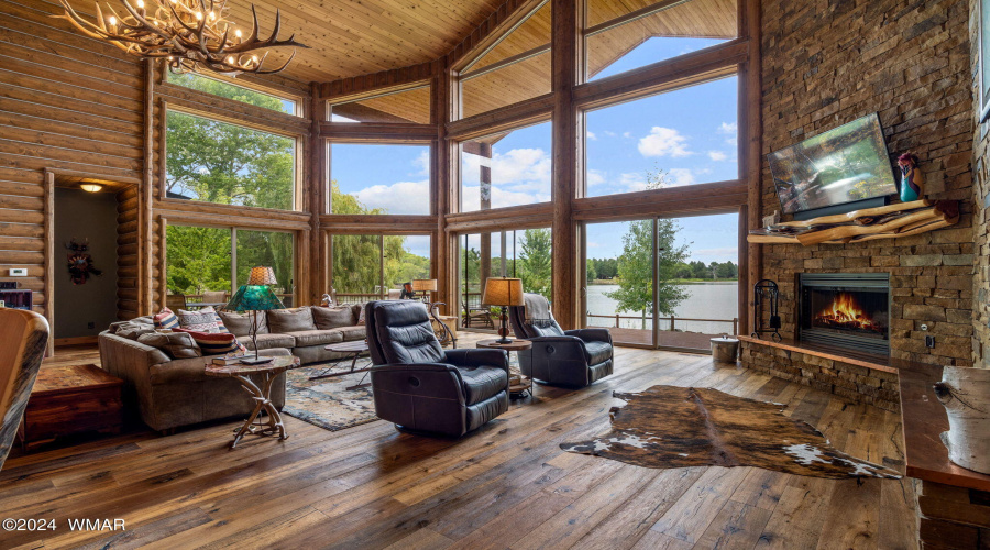 Incredible Lake Views