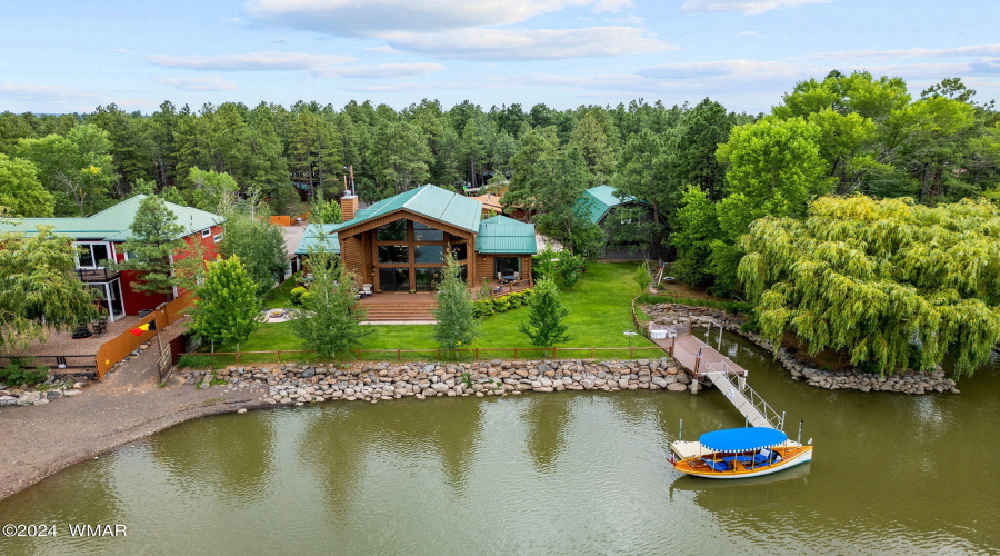 Lake Front Cabin