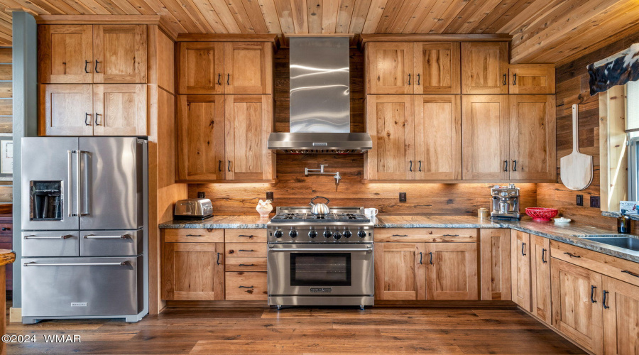 Spacious kitchen