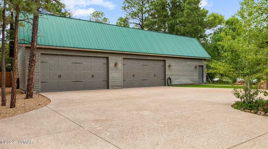 6 car garage