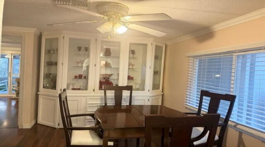 dining room built in hutch