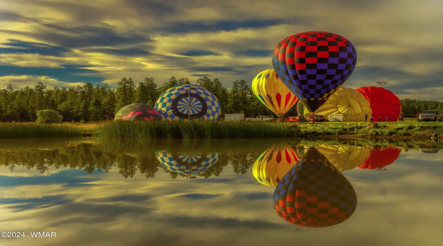 photo pinetop balloons festival 2020