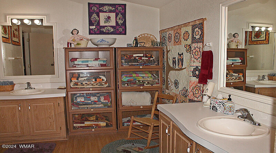 029_Upstairs Master Bathroom