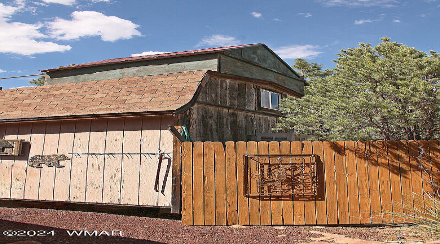 071_Back Side of Shed