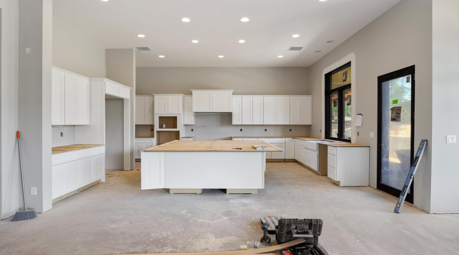 White Shaker Sollid Wood Cabinets