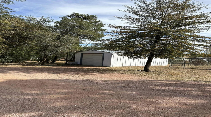 detached garage on south east direction