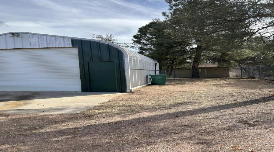 looking south to motor home sized garage