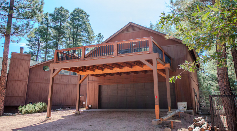 Garage/Upper Room