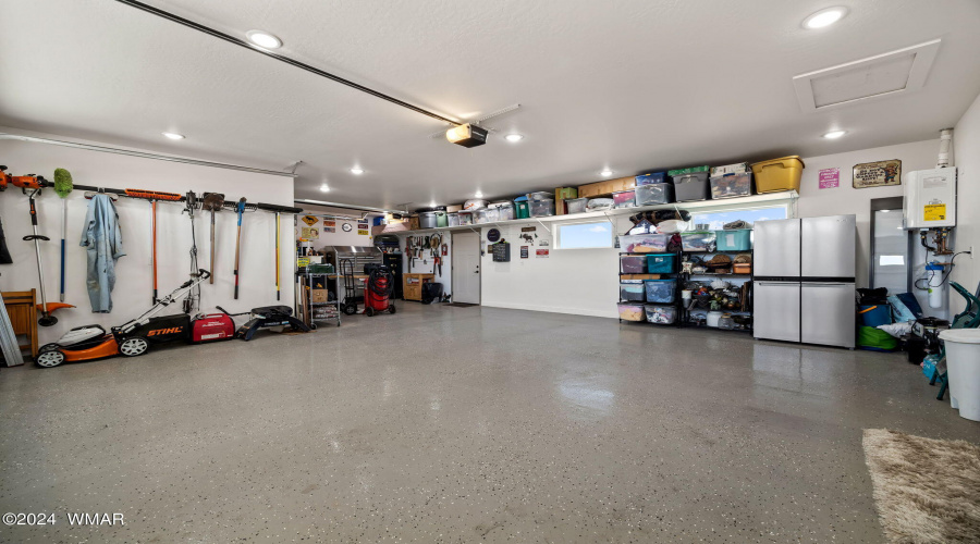 3 Car Garage w/Shelving