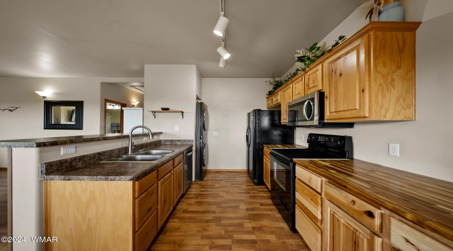 Newly Remodeled Kitchen