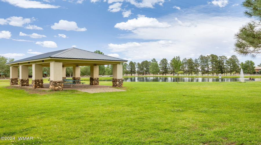 PICNIC AREAS AT THE PARK