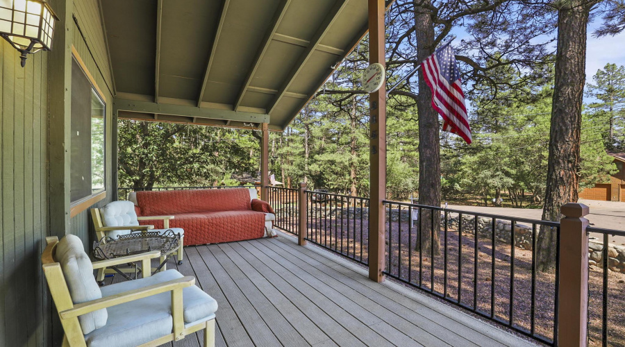 Trex deck for year-round enjoyment