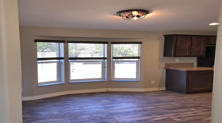 Kitch Dining Area Bay Window