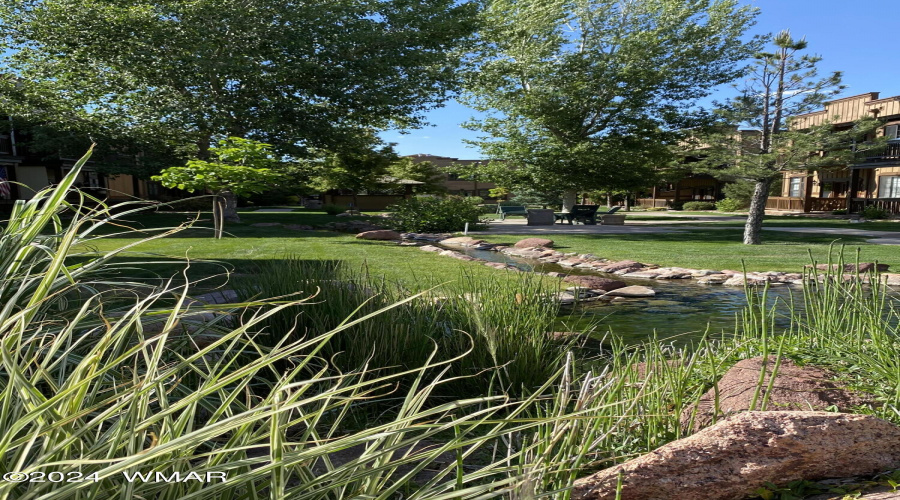 CONDO COURTYARD