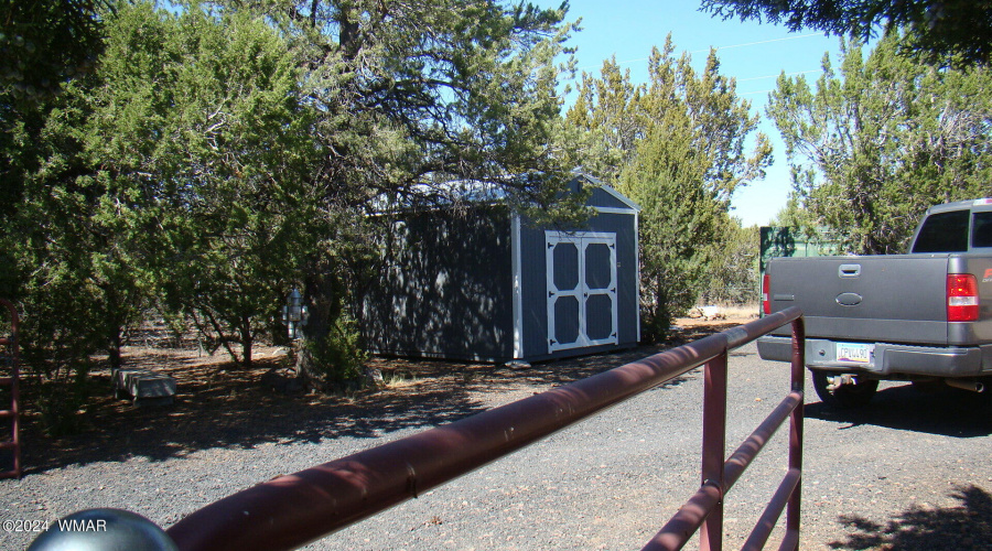 Double door shed