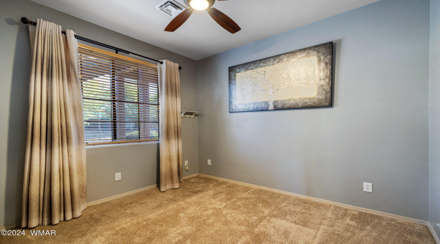 2351QuarterHorseTrl-Unit143-Overgaard-AZ