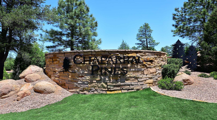 Chaparral Pines-Sign