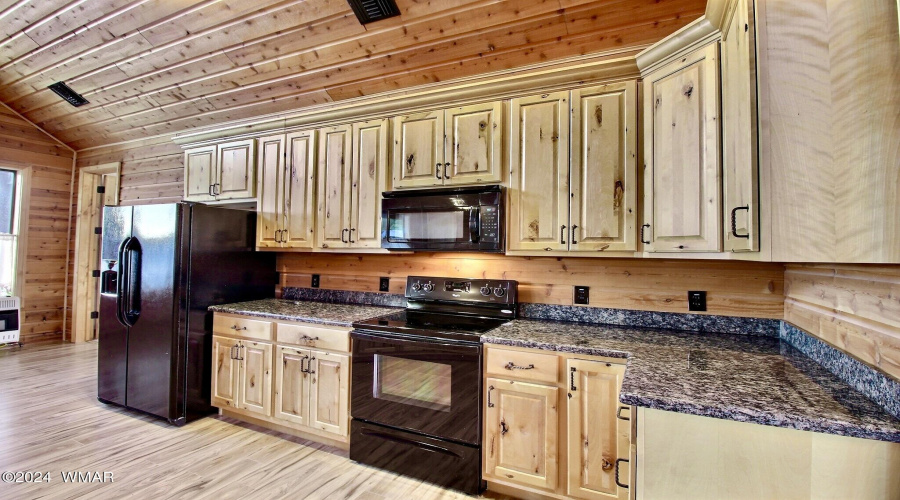 Open and spacious kitchen