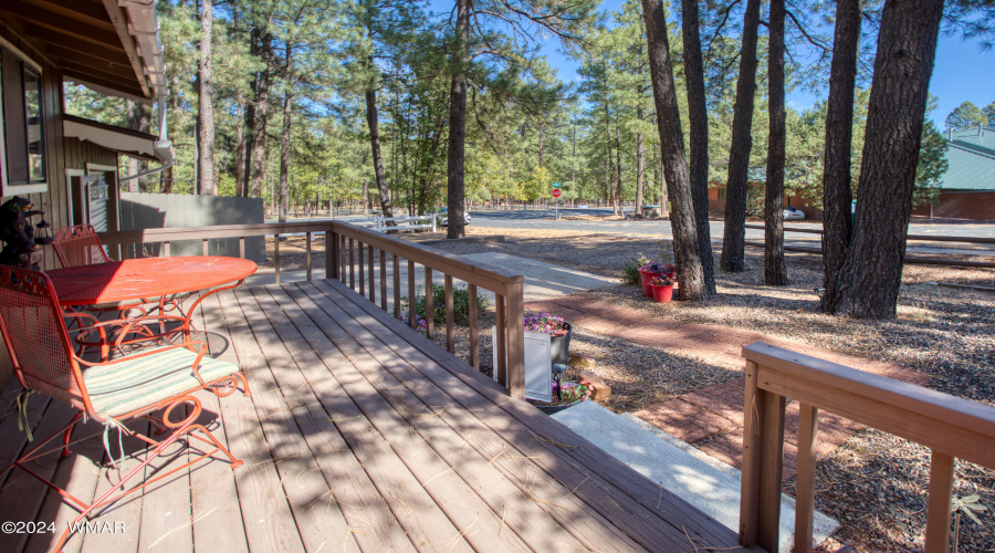 Front Deck Looking Out to the Front Yard