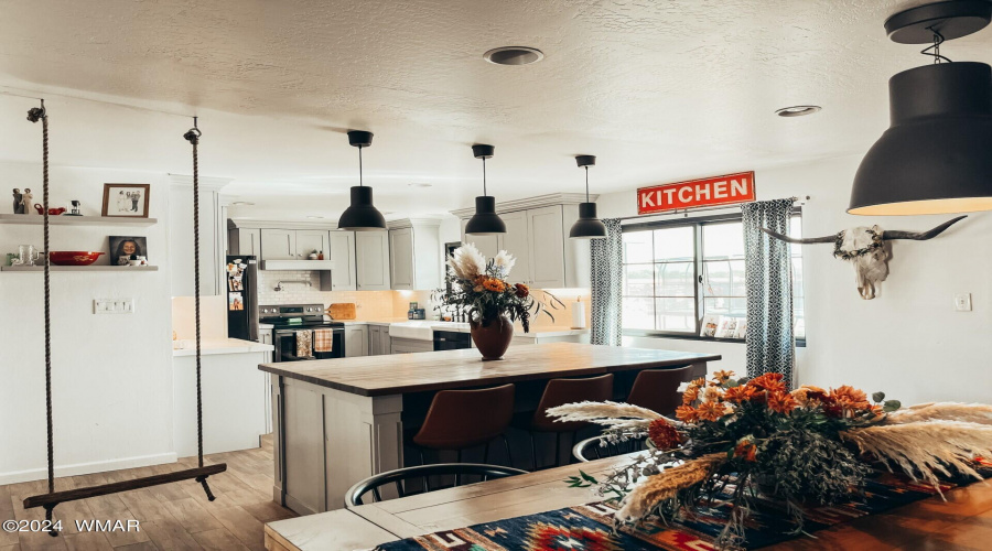 Dinning/Kitchen