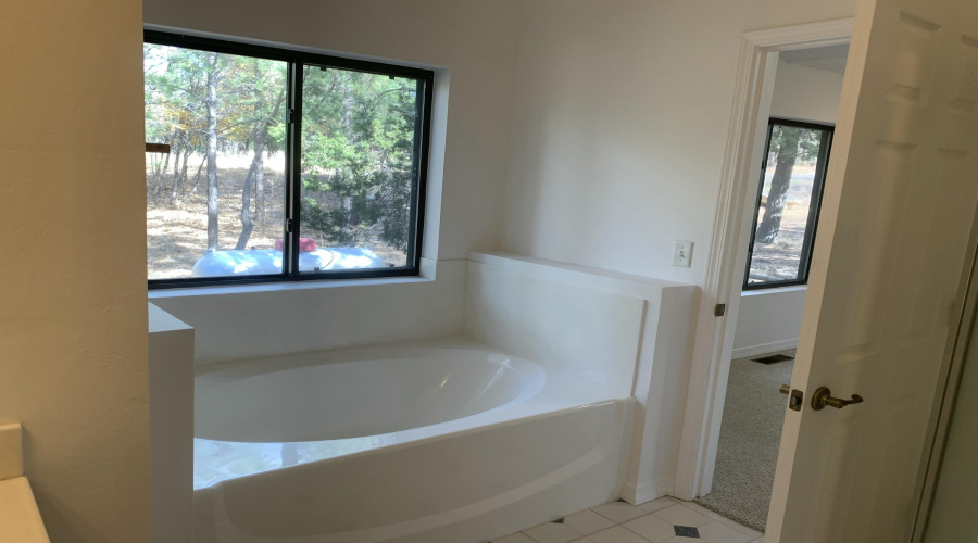 Soaking Tub