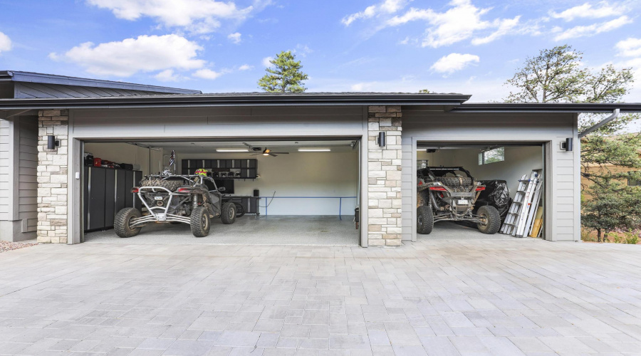 3 Car Garage