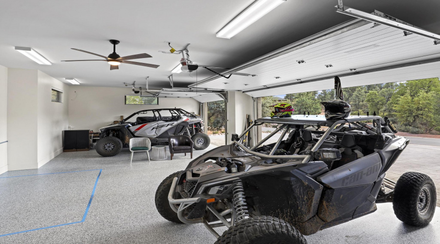 3 Car Garage