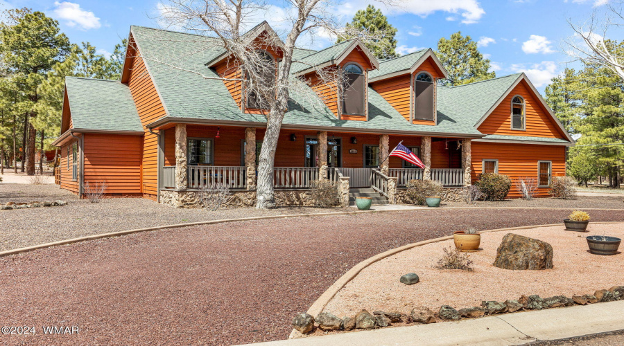 Front of Home with Circular Driveway