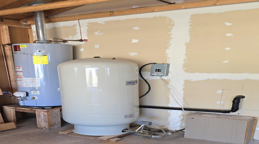 Water Heater & Pressure Tank